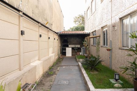 Apartamento à venda com 40m², 2 quartos e 1 vaga Apartamento à venda com 40m², 2 quartos e 1 vagaÁrea Comum - Churrasqueira