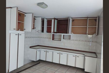 Casa à venda com 2 quartos, 95m² em Vila Pereira Cerca, São Paulo