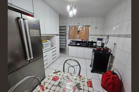 Casa à venda com 2 quartos, 120m² em Vila Marina, São Paulo