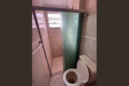 Banheiro de apartamento à venda com 3 quartos, 70m² em Cidade Antônio Estêvão de Carvalho, São Paulo