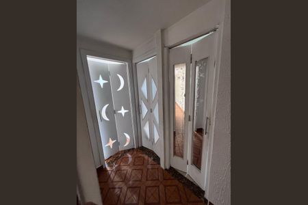 Corredor de apartamento à venda com 3 quartos, 70m² em Cidade Antônio Estêvão de Carvalho, São Paulo