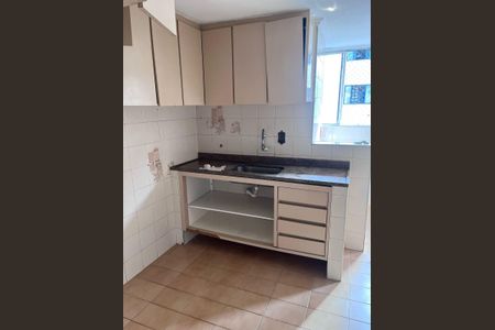 Cozinha de apartamento à venda com 3 quartos, 70m² em Cidade Antônio Estêvão de Carvalho, São Paulo