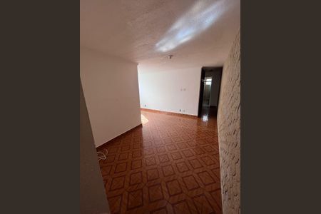 Sala de apartamento à venda com 3 quartos, 70m² em Cidade Antônio Estêvão de Carvalho, São Paulo