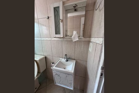 Banheiro de apartamento à venda com 3 quartos, 70m² em Cidade Antônio Estêvão de Carvalho, São Paulo