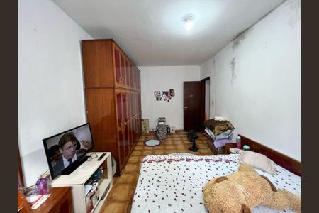 Casa à venda com 7 quartos, 186m² em Moinho Velho, São Paulo