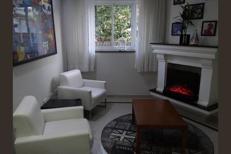 Casa à venda com 4 quartos, 238m² em Água Fria, São Paulo