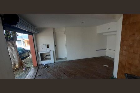 Casa à venda com 3 quartos, 189m² em Jardim Maracana, São Paulo