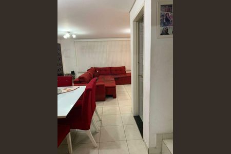Casa à venda com 3 quartos, 320m² em Vila Matilde, São Paulo