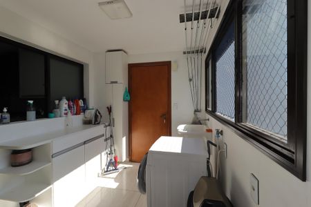 Apartamento à venda com 150m², 3 quartos e 2 vagasÁrea de Serviço
