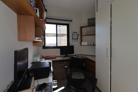 Apartamento à venda com 150m², 3 quartos e 2 vagasEscritório