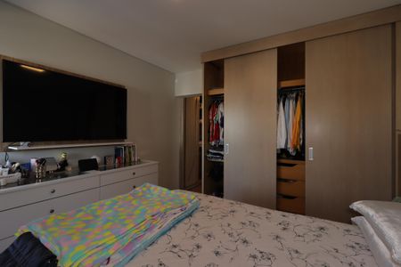 Apartamento à venda com 150m², 3 quartos e 2 vagasSuíte