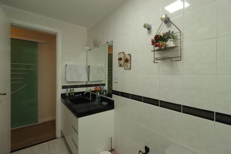Apartamento à venda com 150m², 3 quartos e 2 vagasBanheiro Social