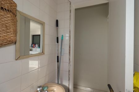 Apartamento à venda com 150m², 3 quartos e 2 vagasBanheiro de Serviço