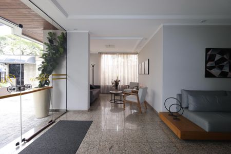Apartamento à venda com 150m², 3 quartos e 2 vagasÁrea Comum - Hall