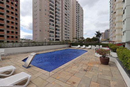 Apartamento à venda com 150m², 3 quartos e 2 vagasÁrea Comum - Piscina