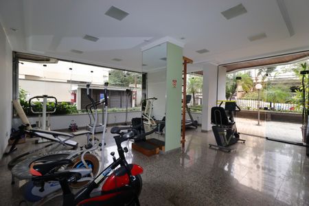 Apartamento à venda com 150m², 3 quartos e 2 vagasÁrea Comum - Academia