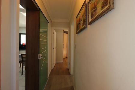 Apartamento à venda com 150m², 3 quartos e 2 vagasCorredor