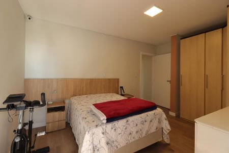 Apartamento à venda com 150m², 3 quartos e 2 vagasQuarto 2