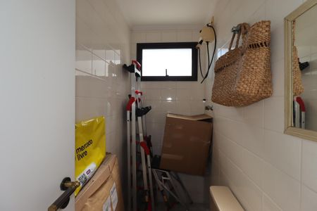 Apartamento à venda com 150m², 3 quartos e 2 vagasBanheiro de Serviço
