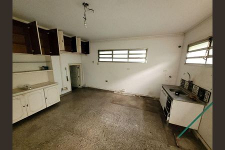 Casa à venda com 10 quartos, 276m² em Campo Belo, São Paulo