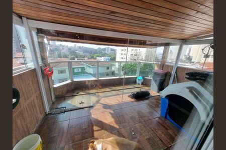 Casa à venda com 4 quartos, 300m² em Vila Sao Vicente, São Paulo