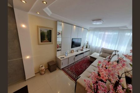 Casa à venda com 4 quartos, 300m² em Vila Sao Vicente, São Paulo