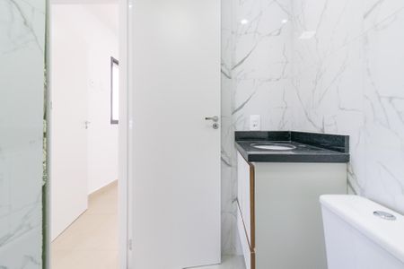 Banheiro  de apartamento para alugar com 2 quartos, 40m² em Vila Paulista, São Paulo