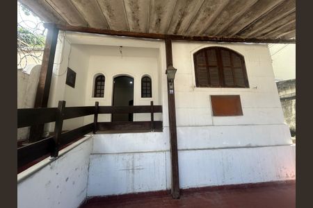 Casa à venda com 2 quartos, 146m² em São Lourenço, Niterói