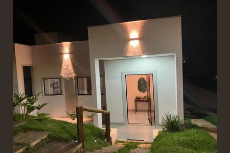 Casa de condomínio à venda com 128m², 3 quartos e 3 vagas