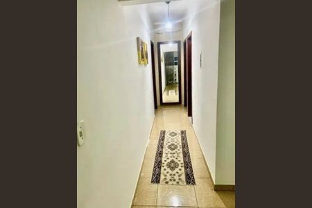 Casa à venda com 114m², 2 quartos e 3 vagas