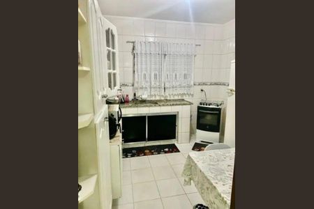 Casa à venda com 114m², 2 quartos e 3 vagas