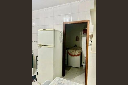 Casa à venda com 114m², 2 quartos e 3 vagas