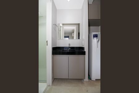 Studio para alugar com 28m², 1 quarto e sem vaga Studio para alugar com 28m², 1 quarto e sem vagaBanheiro