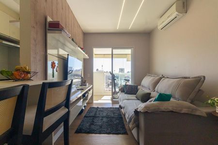 Apartamento à venda com 65m², 2 quartos e 1 vaga Apartamento à venda com 65m², 2 quartos e 1 vagaSala