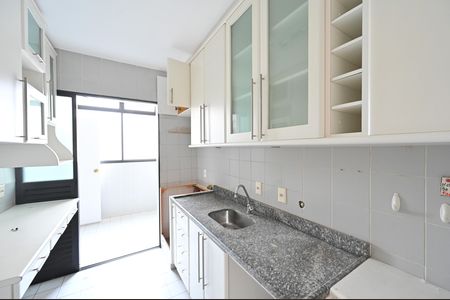 Apartamento à venda com 61m², 2 quartos e 2 vagasCozinha