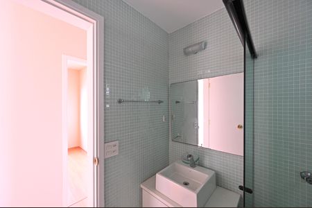 Apartamento à venda com 61m², 2 quartos e 2 vagasBanheiro Social