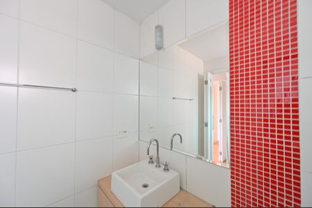 Apartamento à venda com 61m², 2 quartos e 2 vagasBanheiro Social