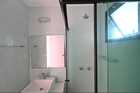 Apartamento à venda com 61m², 2 quartos e 2 vagasBanheiro Social