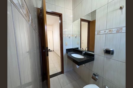 Casa para alugar com 100m², 4 quartos e 2 vagas