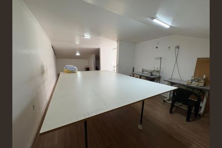 Casa para alugar com 100m², 4 quartos e 2 vagas
