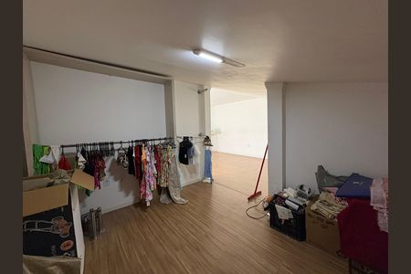 Casa para alugar com 100m², 4 quartos e 2 vagas
