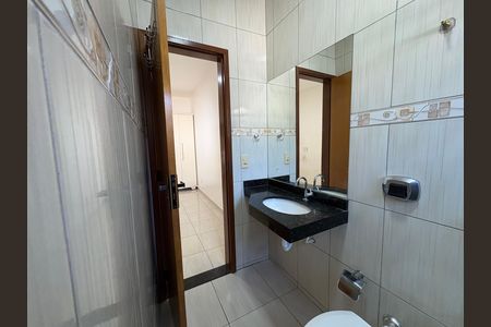 Casa para alugar com 100m², 4 quartos e 2 vagas