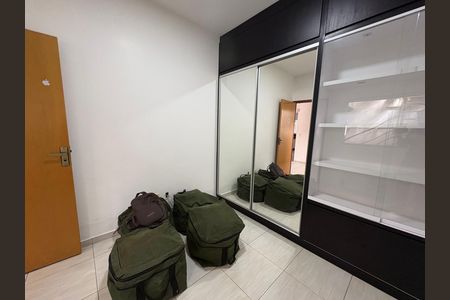 Casa para alugar com 4 quartos, 100m² em Parque das Paineiras (1,2,3 E 4 Etapa), Goiânia