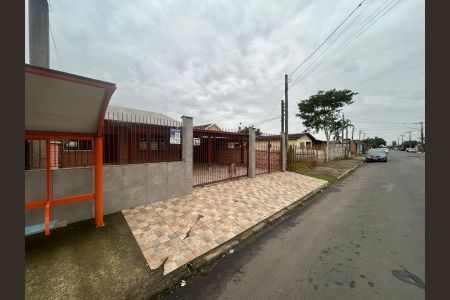 Fachada de casa à venda com 3 quartos, 129m² em Rio Branco, Canoas
