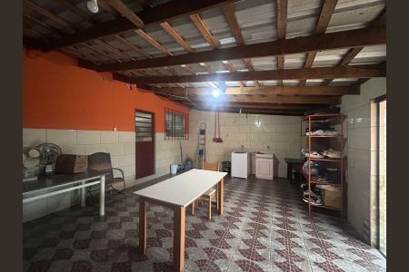 Área de Serviço de casa à venda com 3 quartos, 129m² em Rio Branco, Canoas