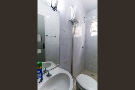 Banheiro de casa de condomínio para alugar com 1 quarto, 27m² em Mooca, São Paulo
