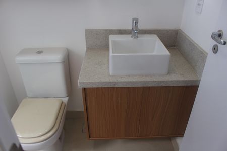 Apartamento à venda com 89m², 2 quartos e 2 vagasBanheiro da Suíte 2