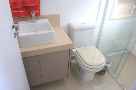 Apartamento à venda com 89m², 2 quartos e 2 vagasBanheiro da Suíte 1