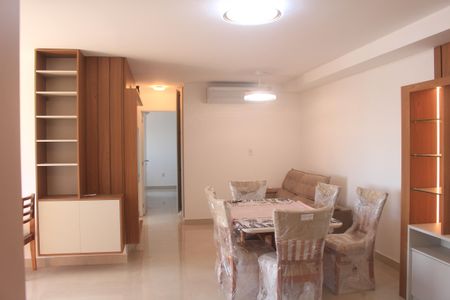 Apartamento à venda com 89m², 2 quartos e 2 vagasSala