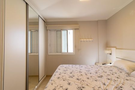 Apartamento à venda com 79m², 3 quartos e 3 vagas Apartamento à venda com 79m², 3 quartos e 3 vagasSuite